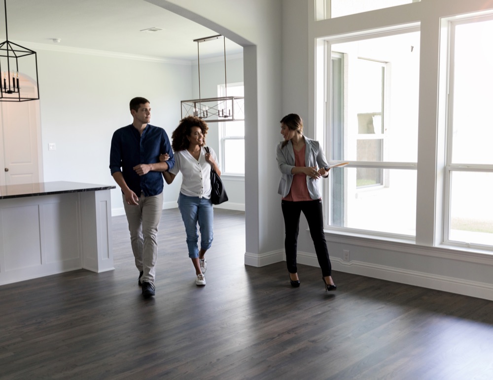 Move-out and listing-prep cleaning by Luxiclean